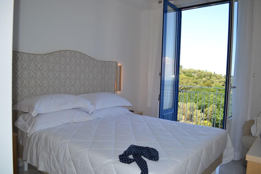 Boutique Hotel Helios (Adults Only) Sorrento Exterior foto