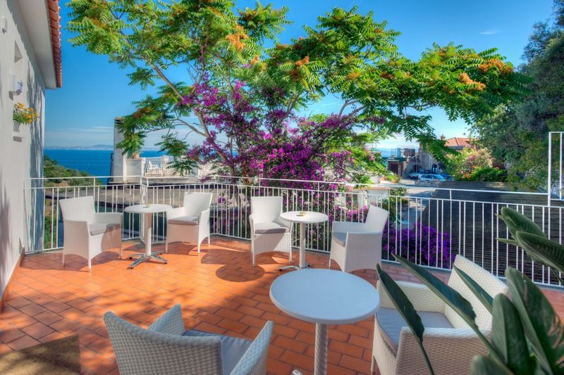 Boutique Hotel Helios (Adults Only) Sorrento Exterior foto
