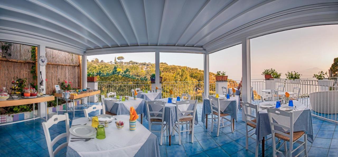 Boutique Hotel Helios (Adults Only) Sorrento Exterior foto